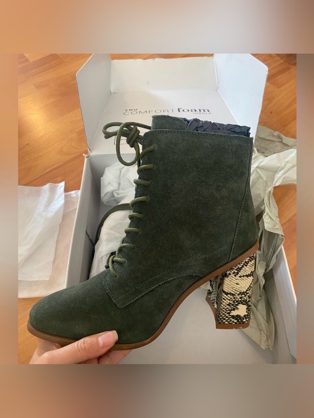 Women's Lace-Up Suede Ankle Boots